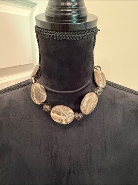 Neutral Stone Statement Necklace - Women Jewelry